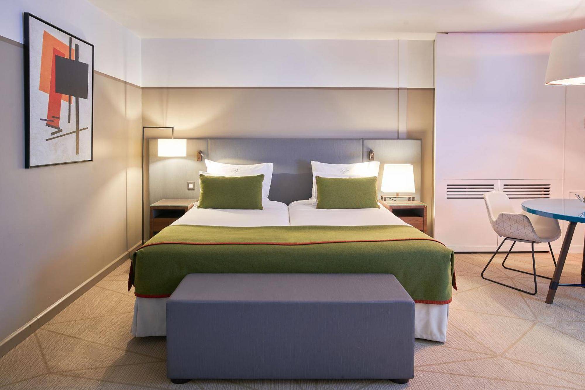 Fraser Suites Paris La Defense Курбевуа Екстер'єр фото A room at the hotel