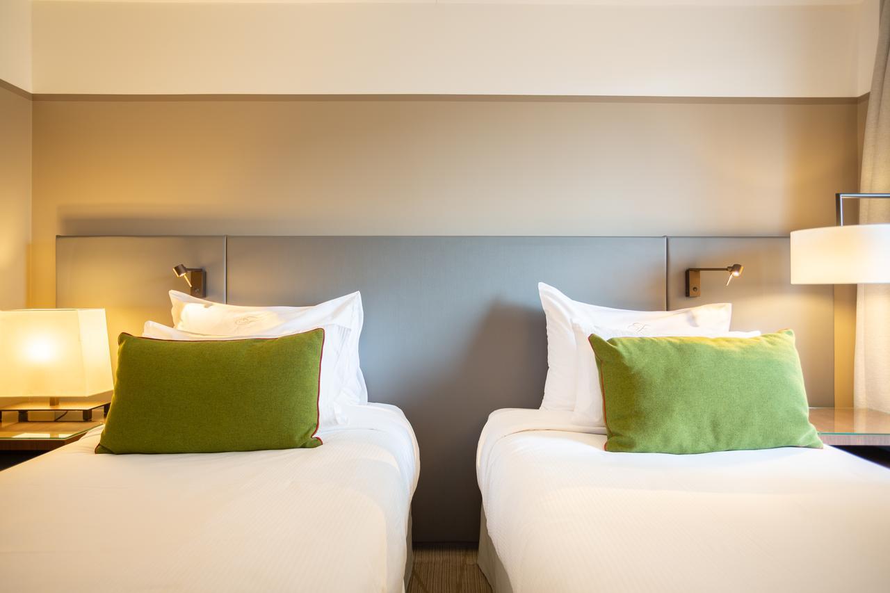 Fraser Suites Paris La Defense Курбевуа Екстер'єр фото A room at the hotel
